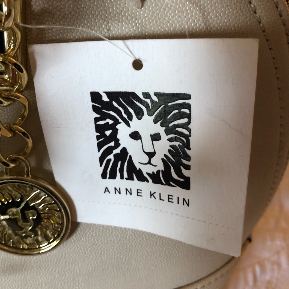 Purse - Picture 4 of 4